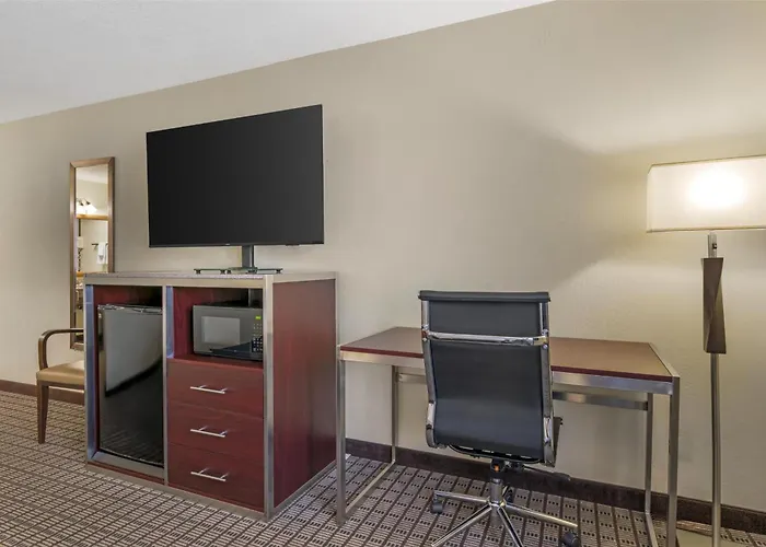 Best Western Maritime Inn